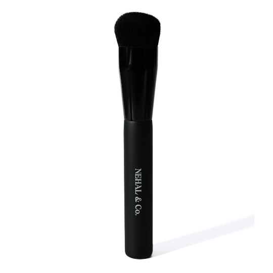 The Foundation Brush – Nehal & Co.